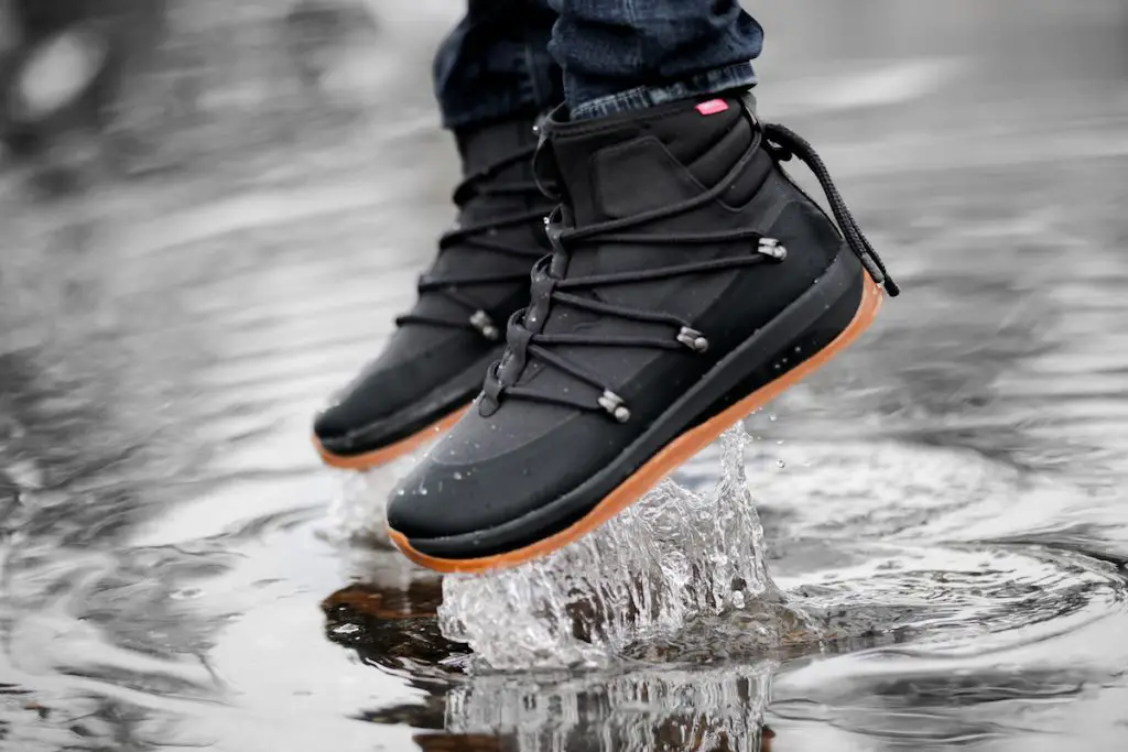 skye sneaker boot review