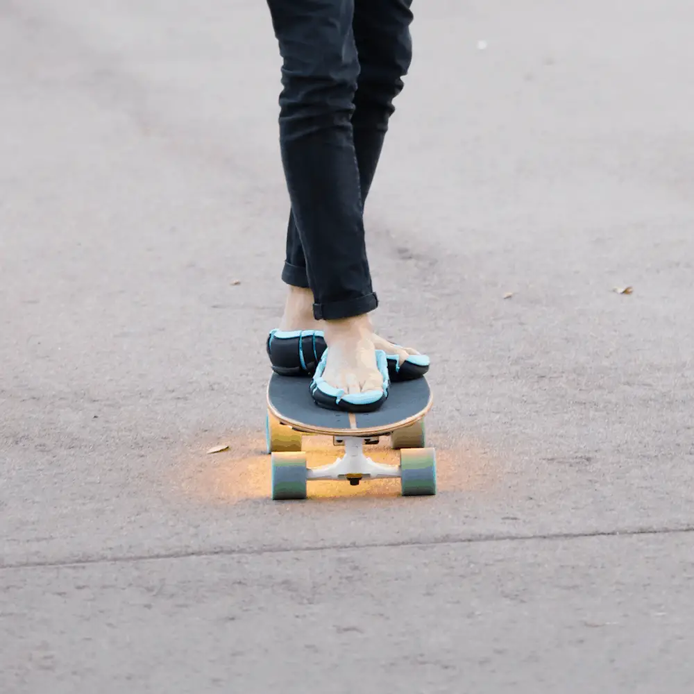link flip-shoe skateboarding