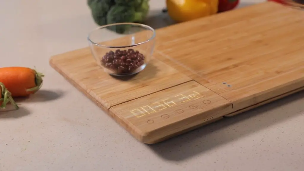 cutting board with built in scale
